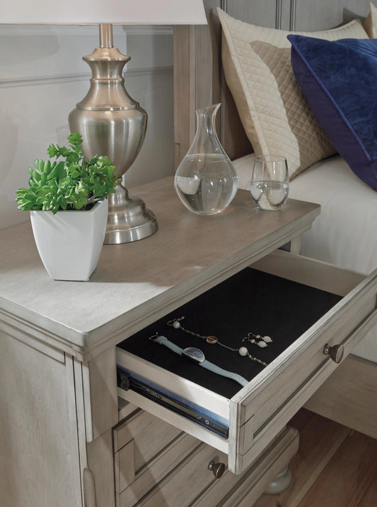 Ashley Lettner 2-Drawer Nightstand