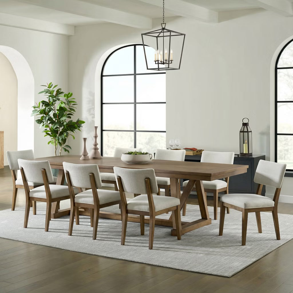 Kitchen & Dining
