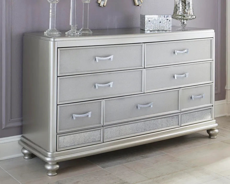 Ashley Coralayne 7-Drawer Dresser