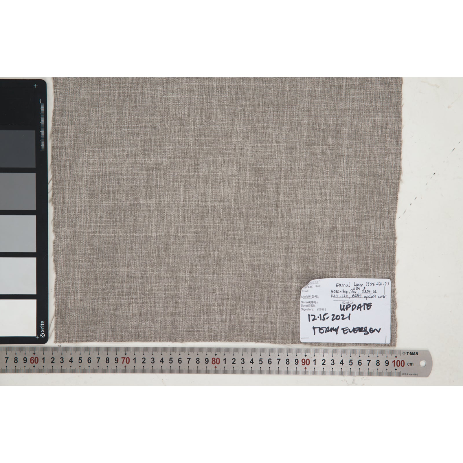 Ashley Jerary King Light Gray Tufted Bed - main product image