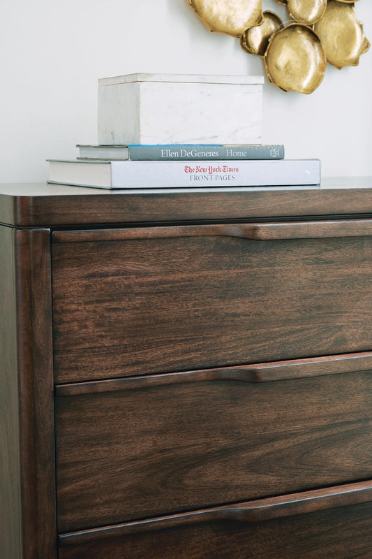 Ashley Korestone Chest