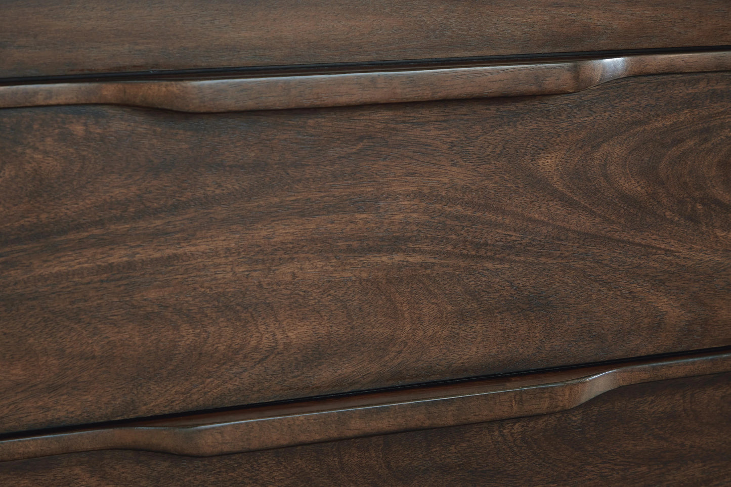 Ashley Korestone Chest