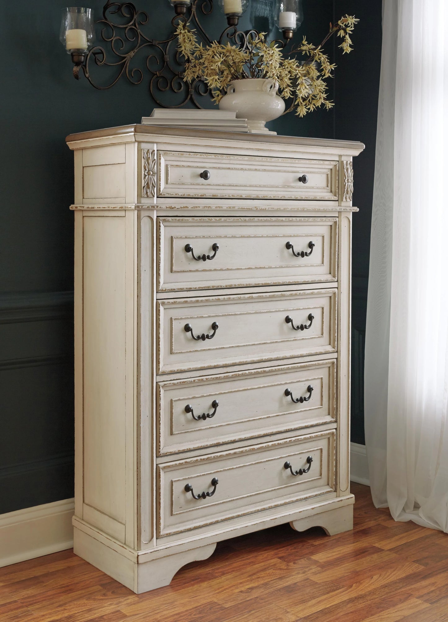 Ashley Realyn 5-Drawer Chest