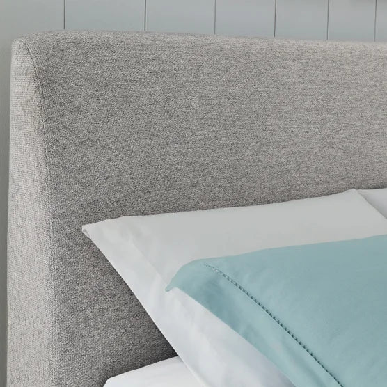 Cecelia Gray King Upholstered Bed