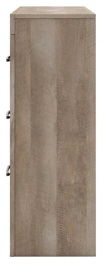 Ashley Gachester 6-Drawer Dresser