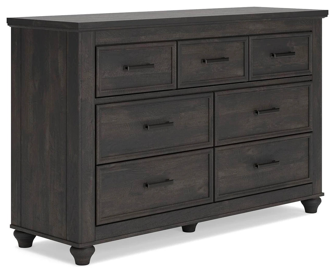 Ashley Gardanza 7-Drawer Dresser