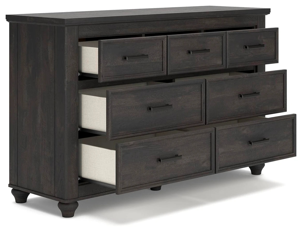 Ashley Gardanza 7-Drawer Dresser